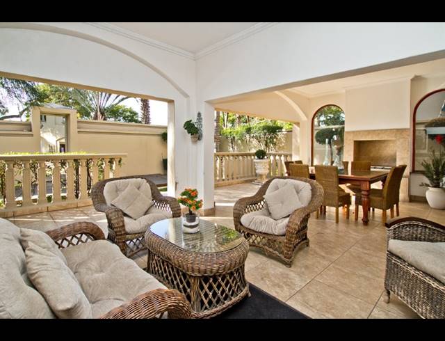 4 BEDROOM HOUSE FOR SALE IN KHYBER ROCK